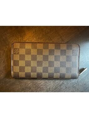 LOUIS VUITTON DAMIER LONG ZIPPY WALLET